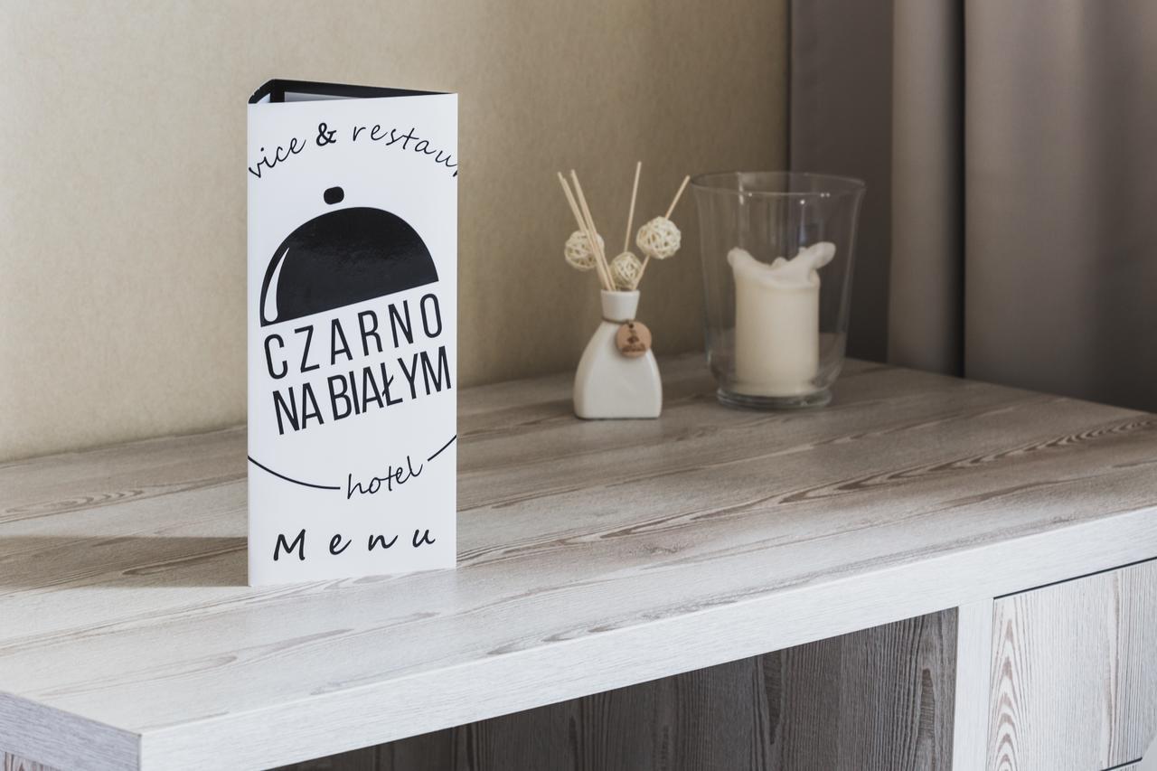 Czarno Na Bialym Hotel Krakow Luaran gambar