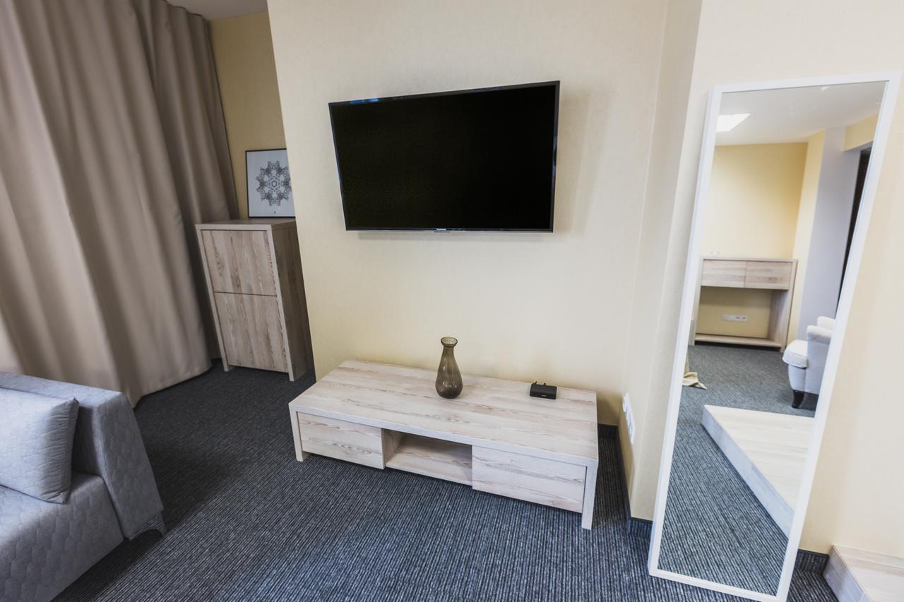 Czarno Na Bialym Hotel Krakow Luaran gambar