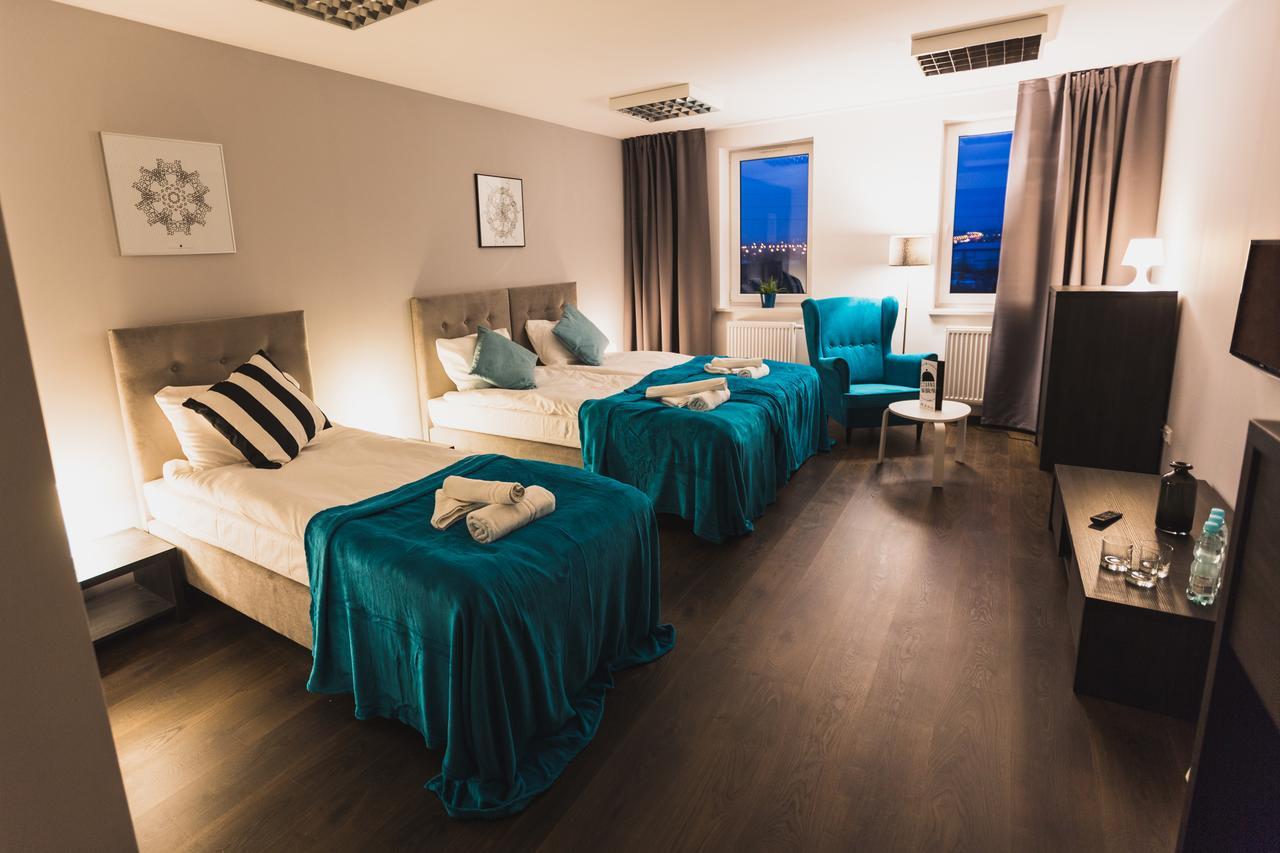 Czarno Na Bialym Hotel Krakow Luaran gambar