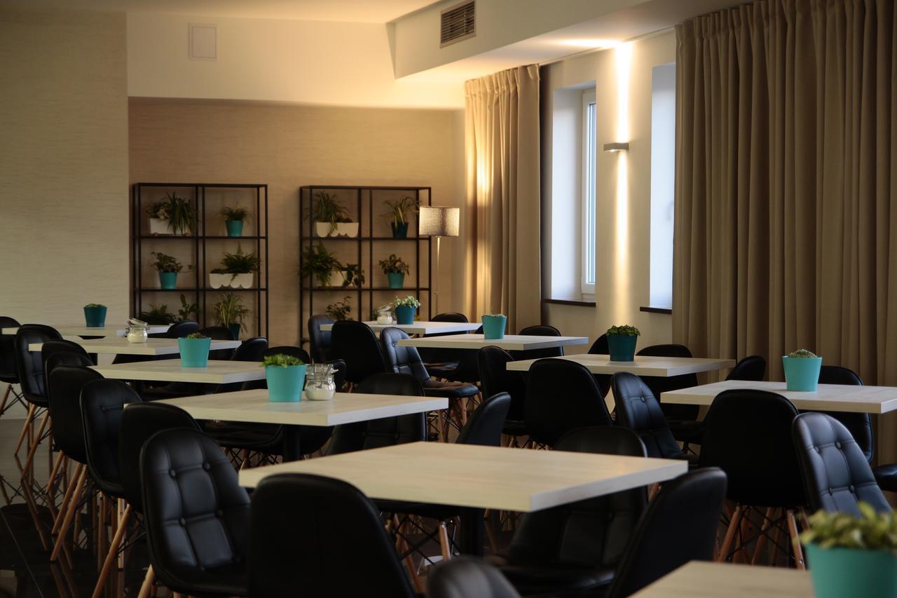 Czarno Na Bialym Hotel Krakow Luaran gambar